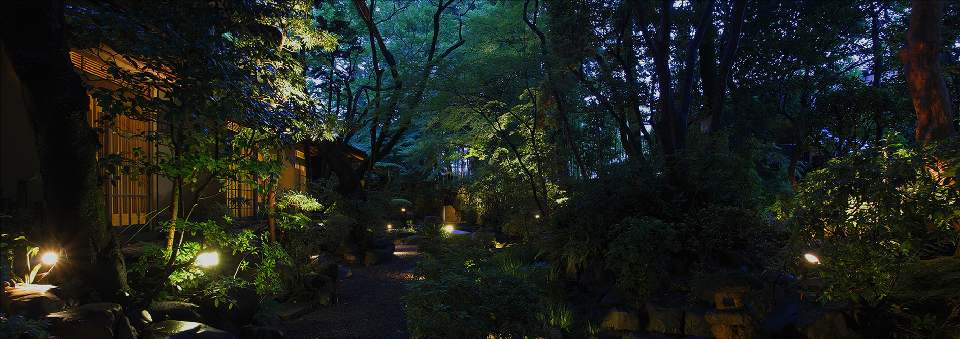 約600坪の日本庭園